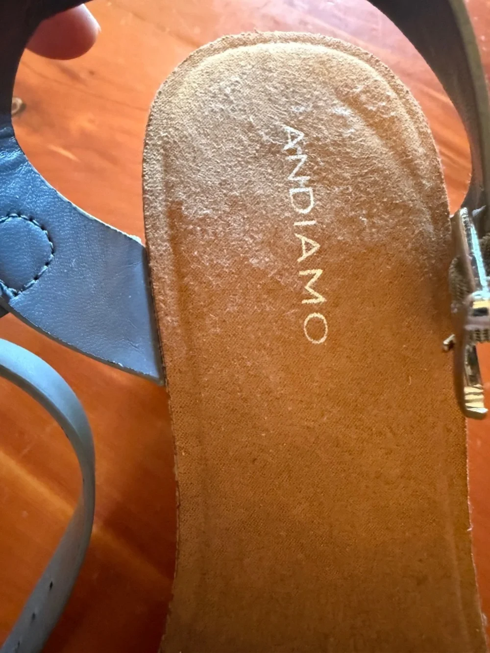 Andiamo Wedge sandals embellishment size 10 NWT